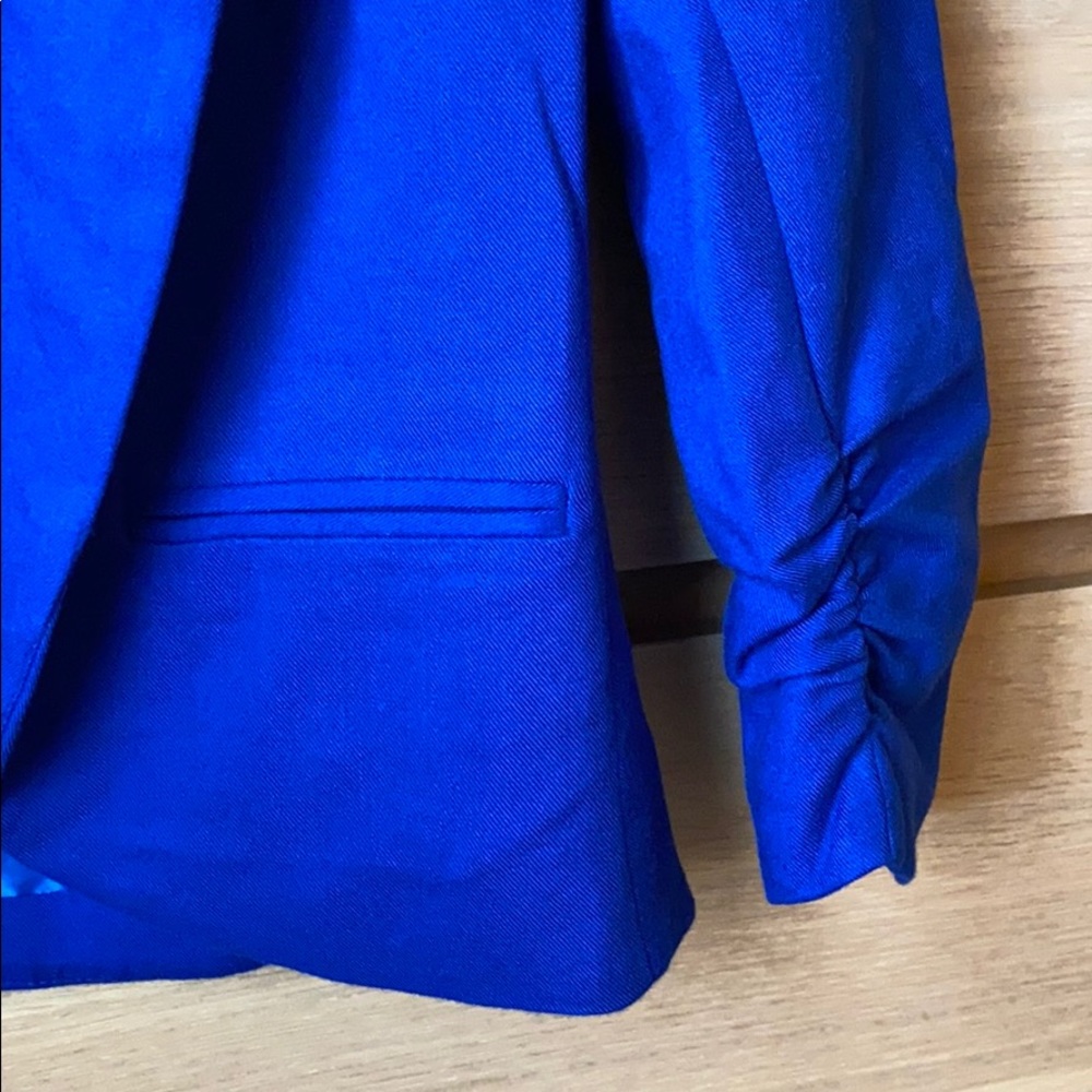 Royal Blue Casual Blazer - Picture 3 of 4